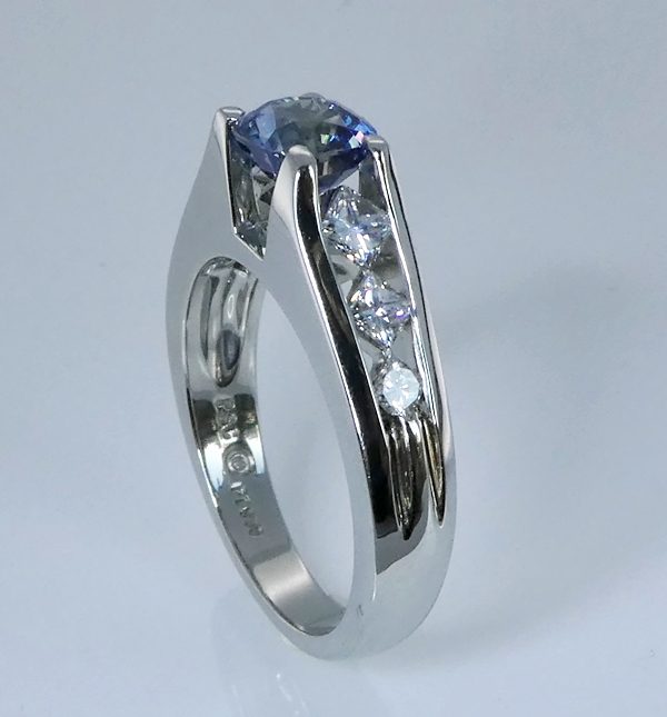1.16CT CERTIFIED BLUE SAPPHIRE & 0.54CT DIAMONDS SOLID PLATINUM RING