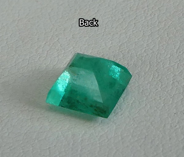 1.18CT SPLENDID PRINCESS CUT 100% NATURAL GREEN ZAMBIAN EMERALD