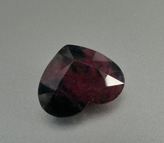 10.30CT UNHEATED HUGE HEART CUT 100% NATURAL BLOOD RED RUBY