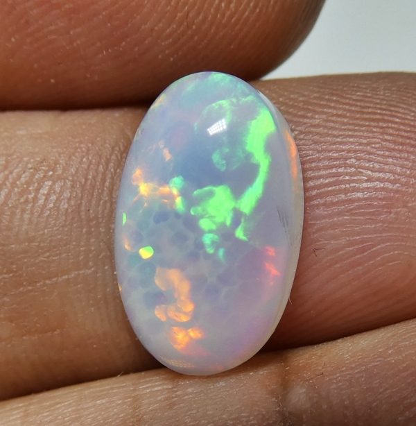 3.74CT UNTREATED RAINBOW FLASHING NATURAL CRYSTAL OPAL