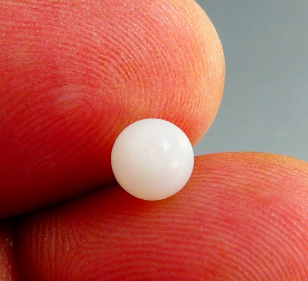 1.59CT EXTREMELY RARE NON-CULTURED 100% NATURAL WHITE WILD TRIDACNA CLAM PEARL
