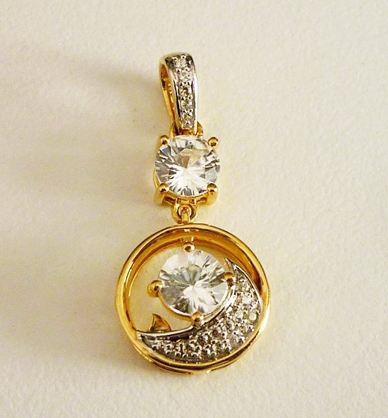 1.89CT DAZZLING WHITE ZIRCON 9K SOLID YELLOW GOLD PENDANT