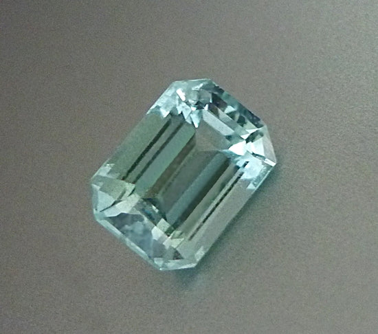 2.22CT CERTIFIED UNTREATED BIG 100% NATURAL BLUE AQUAMARINE $1150