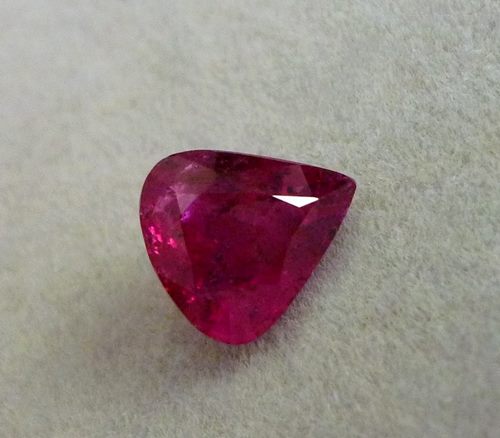 2.42CT GORGEOUS EXCELLENT RED RUBY