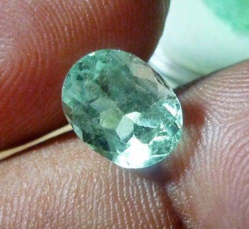 2.46CT ゴージャスな天然ネオングリーン コロンビア産エメラルド