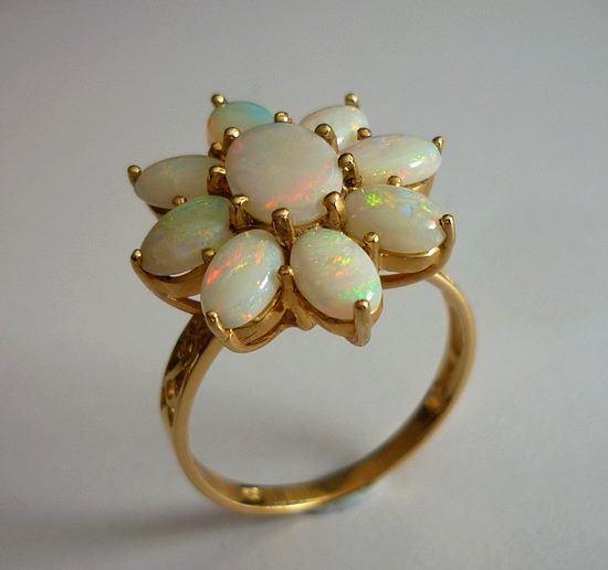 2.70CT GORGEOUS MULTI-COLOUR OPAL 14K SOLID YELLOW GOLD RING