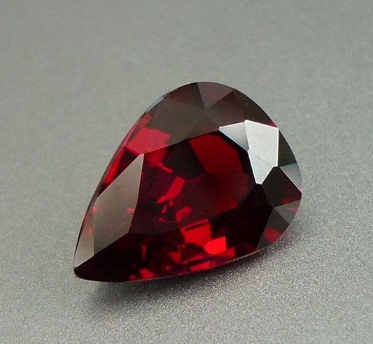 2.83CT EXCELLENT HUGE PEAR 100% NATURAL PURPLE PINK RED UMBALITE