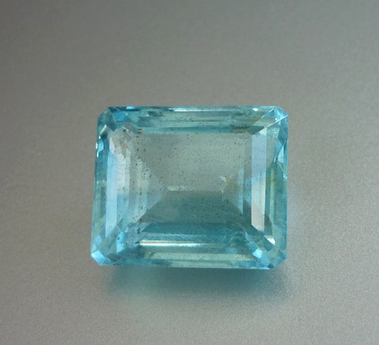 20.62CT CERTIFIED UNTREATED HUGE 100% NATURAL BLUE AQUAMARINE