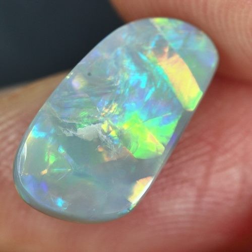 3.24CT ゴージャスな天然ライトニングリッジ オーストラリア産ライトオパール