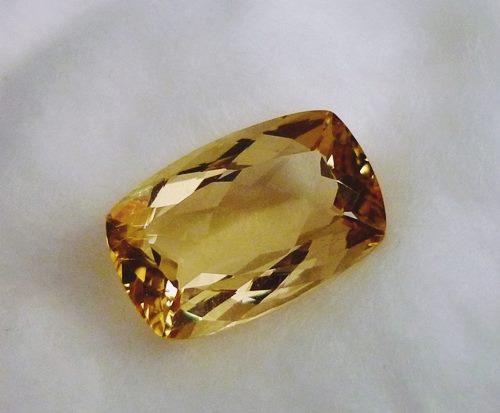 9.44CT UNHEATED GORGEOUS YELLOW SCAPOLITE