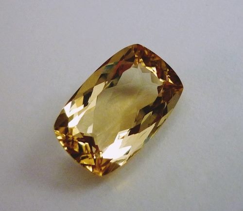 9.44CT UNHEATED GORGEOUS YELLOW SCAPOLITE