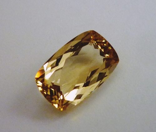 9.44CT UNHEATED GORGEOUS YELLOW SCAPOLITE
