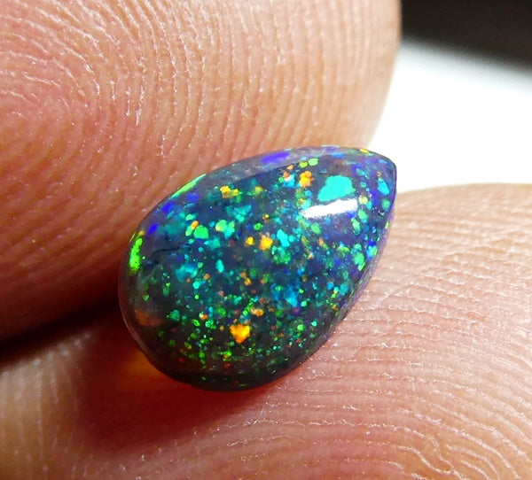 0.75CT UNHEATED 100% NATURAL BEAUTIFUL PIN FIRE CRYSTAL OPAL