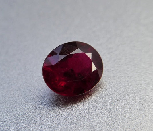 0.84CT RAVISHING 100% NATURAL BLOOD RED RUBY