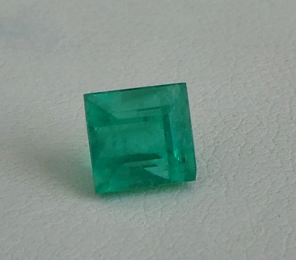 1.16CT SPLENDID PRINCESS CUT 100% NATURAL GREEN ZAMBIAN EMERALD