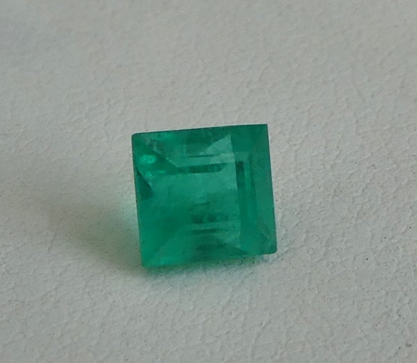 1.16CT SPLENDID PRINCESS CUT 100% NATURAL GREEN ZAMBIAN EMERALD