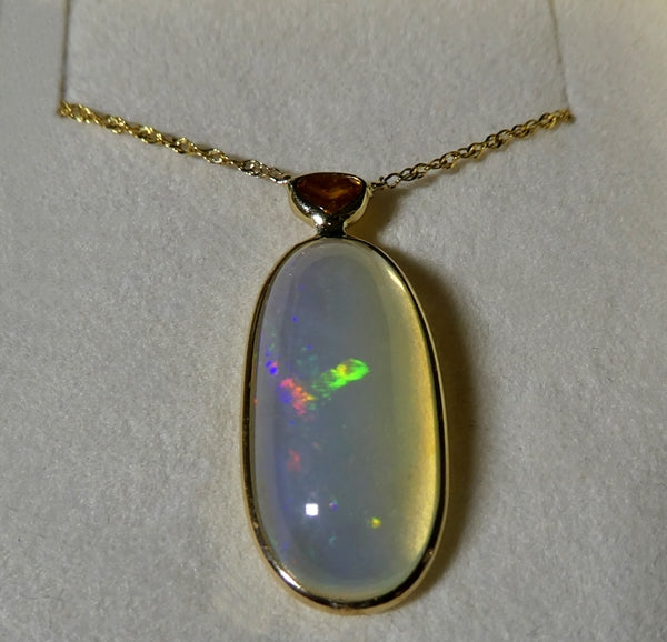 7.50CT SPLENDID UNHEATED 100% NATURAL OPAL & 0.25CT DIAMOND 14K SOLID YELLOW GOLD PENDANT NECKLACE