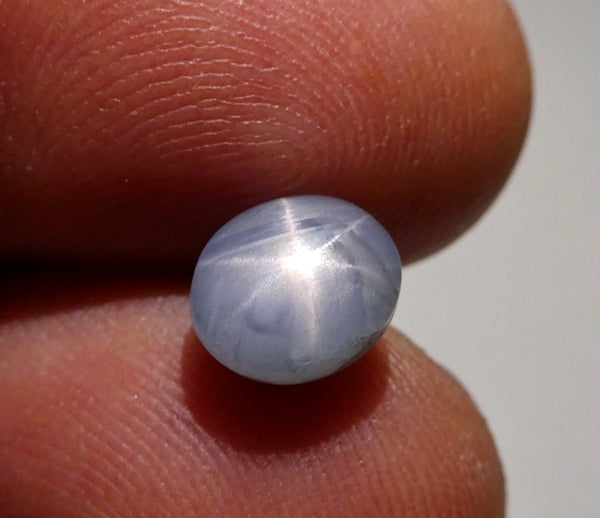2.50CT UNHEATED OVAL 100% NATURAL BLUE CEYLON STAR SAPPHIRE