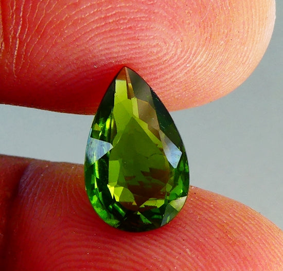2.72CT UNHEATED SPLENDID HUGE PEAR 100% NATURAL GREEN TOURMALINE