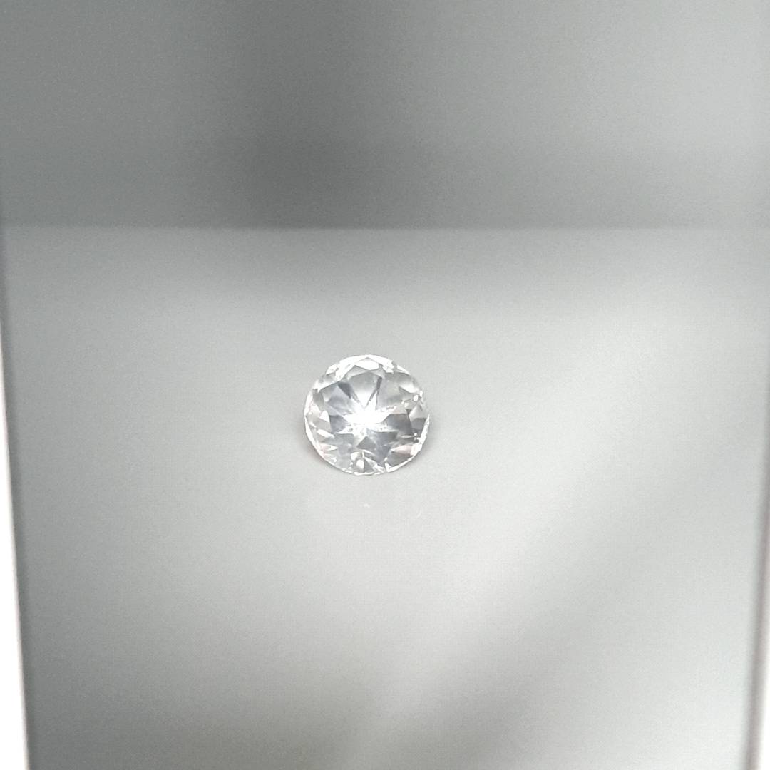 6.16CT まばゆいカスタムカットのナチュラルホワイトクォーツ