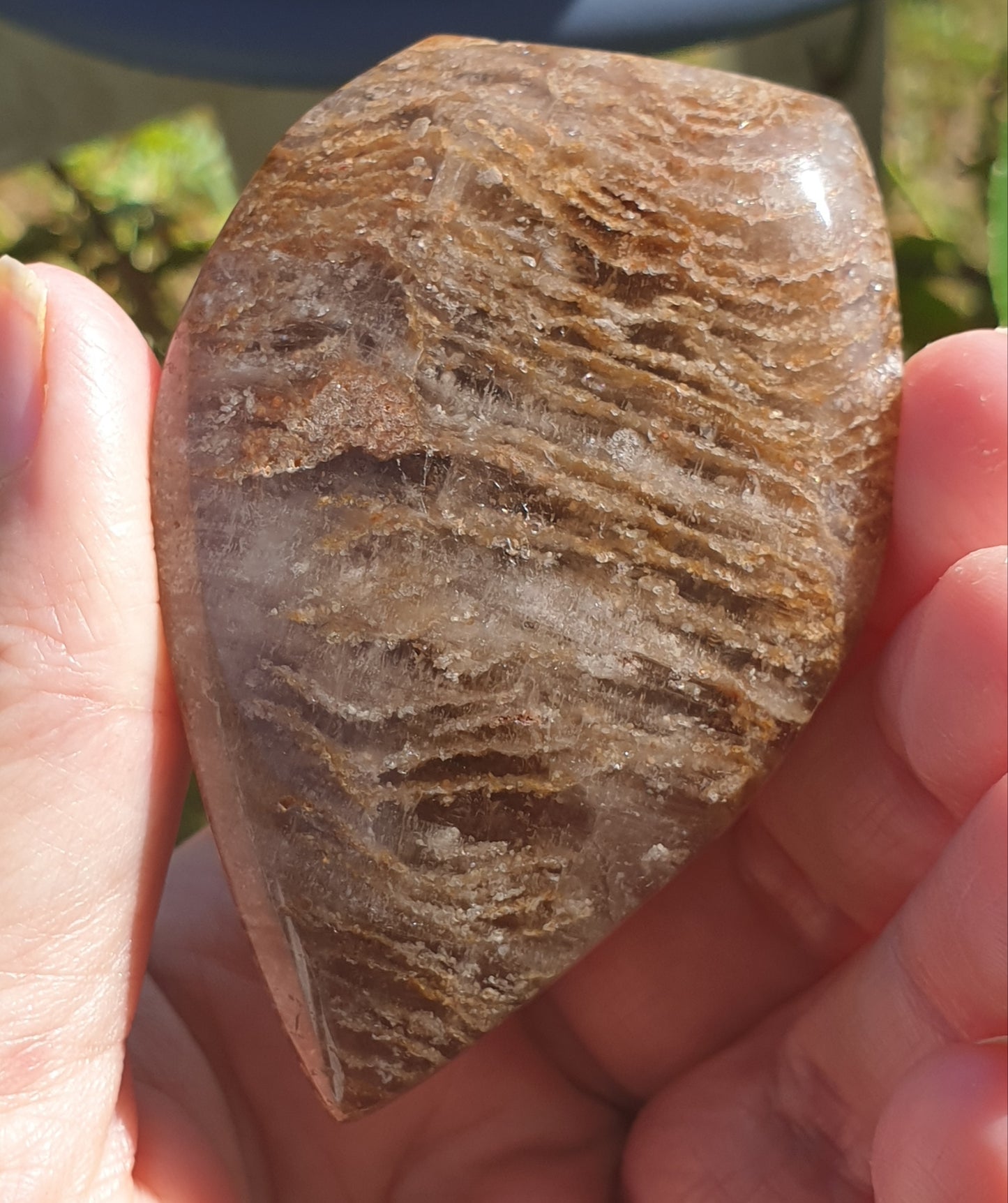 THOUSAND LAYER GARDEN QUARTZ FREEFORM 100.55G