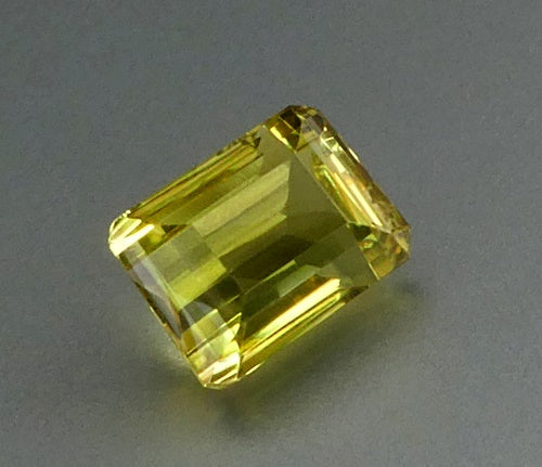 31.00CT SPLENDID HUGE OCTAGON 100% NATURAL LEMON YELLOW CITRINE