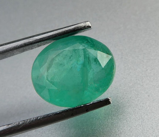 5.04CT SPLENDID HUGE OVAL CUT 100% NATURAL GREEN EMERALD