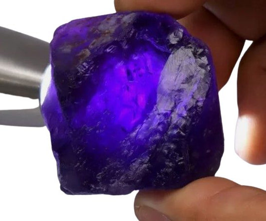 302.09CT UNHEATED JUMBO 100% NATURAL PURPLE ROUGH AMETHYST&nbsp;
