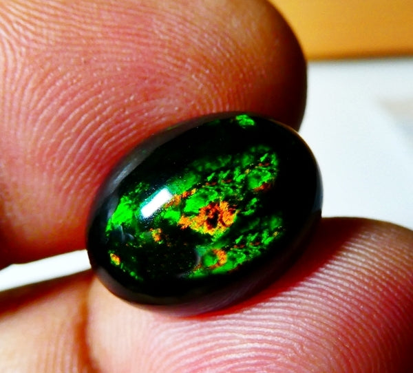 6.12CT UNHEATED RAINBOW STUNNER FLASHING 100% NATURAL ROUND BLACK OPAL