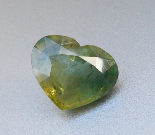 8.79CT SPLENDID HEART SHAPE HUGE 100% NATURAL BLUE GREEN SAPPHIRE