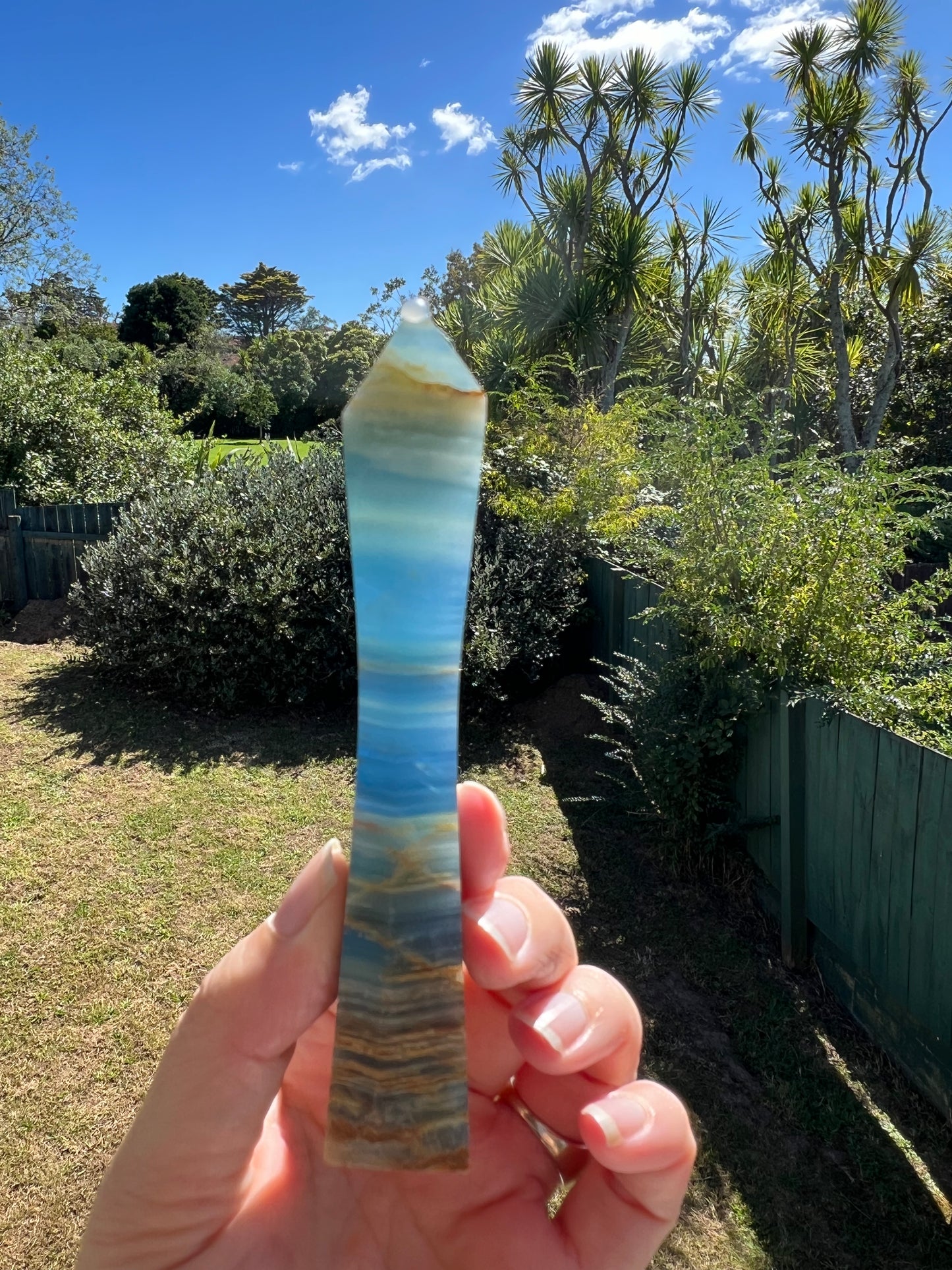 BLUE ONYX VENUS TOWER 109.10G