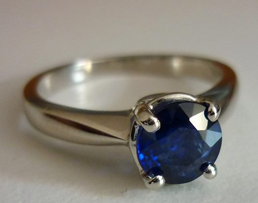1.05 CT 認定済み優れた 100% 天然ブルー サファイア ソリティア ソリッド プラチナ リング $3350