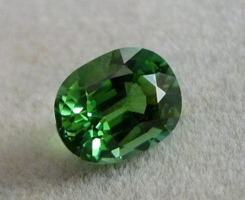 1.50CT NEON BLUE GREEN COPPER BEARING PARAIBA TOURMALINE