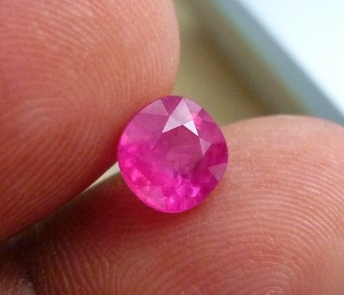 1.62CT GORGEOUS HUGE PINKISH RED NATURAL RUBY
