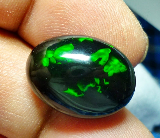 11.24CT UNHEATED RAINBOW STUNNER FLASHING 100% NATURAL BLACK OPAL