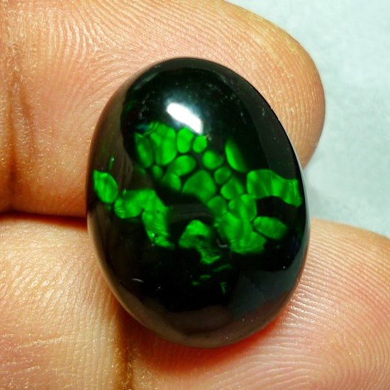11.24CT UNHEATED RAINBOW STUNNER FLASHING 100% NATURAL BLACK OPAL