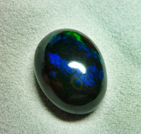 11.24CT UNHEATED RAINBOW STUNNER FLASHING 100% NATURAL BLACK OPAL