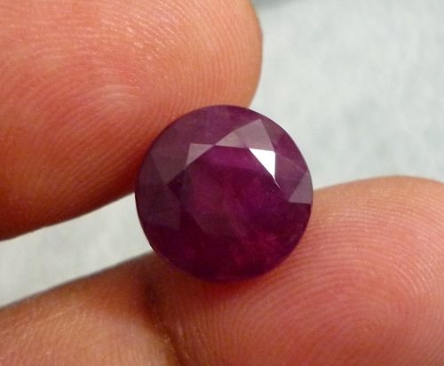 11.49CT SPLENDID PURPLE RED ROUND RUBY