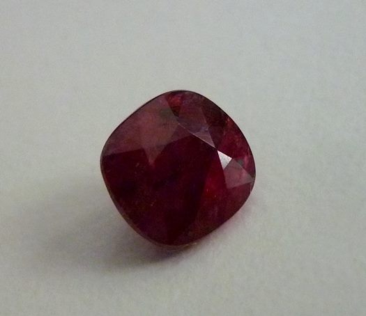 2.13CT UNHEATED EXQUISITE BLOOD RED CUSHION RUBY – Gemstones Direct NZ Ltd