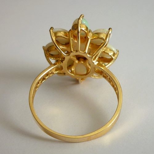 2.70 カラットのゴージャスなマルチカラー オパール 14K ソリッド イエロー ゴールド リング