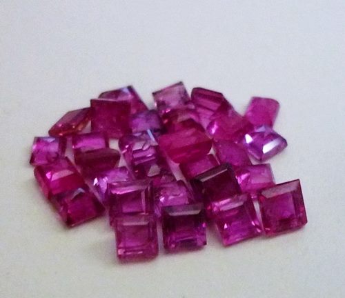 5.23CT GLOWING VERY BEAUTIFUL RED RUBY LOT