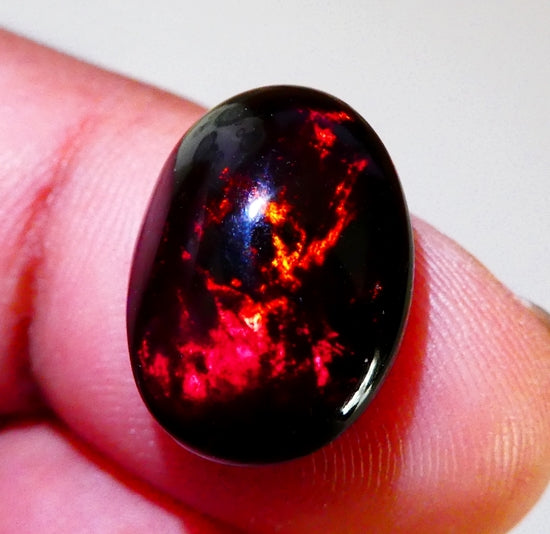 4.97CT UNHEATED RAINBOW STUNNER FLASHING 100% NATURAL BLACK OPAL