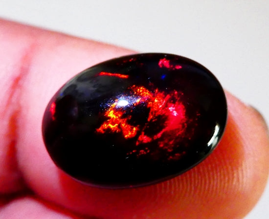 4.97CT UNHEATED RAINBOW STUNNER FLASHING 100% NATURAL BLACK OPAL