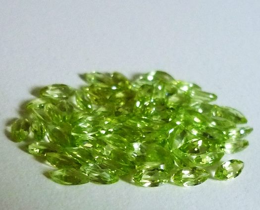 9.42CT EXCELLENT MARQUISE GREEN BURMESE PERIDOT LOT